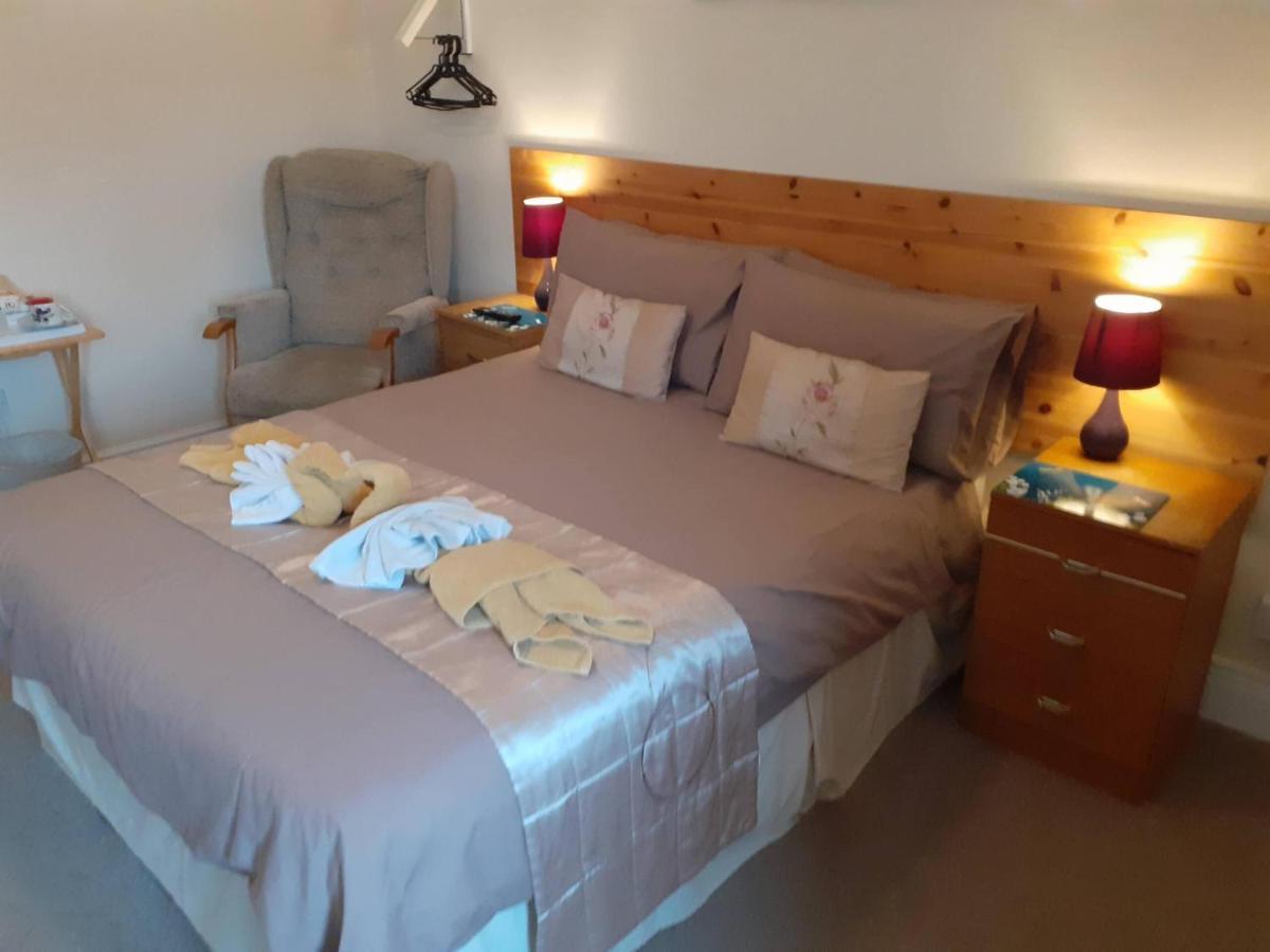 فيلا Hogwarts Bed And Continental Breakfast شيرنس الغرفة الصورة